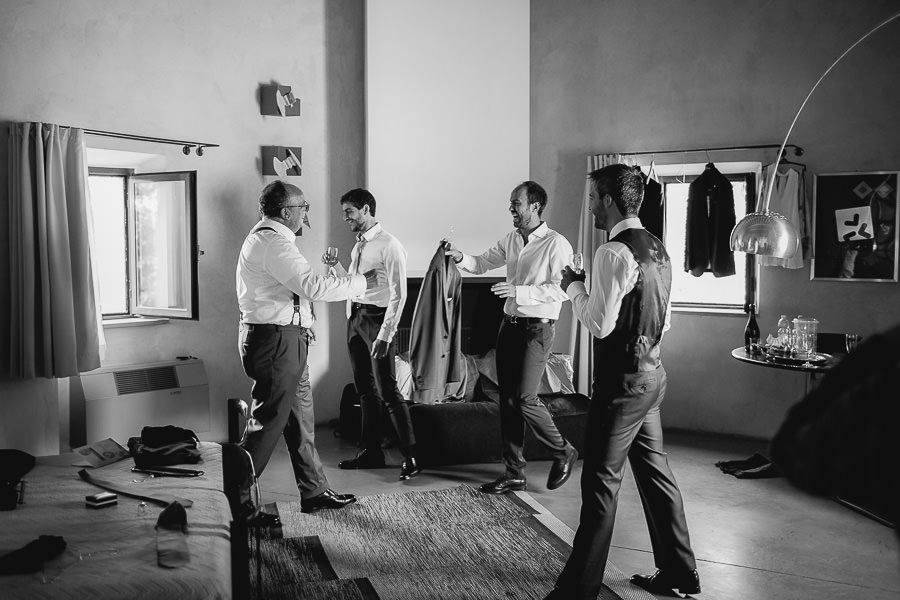 Getting Ready - Wedding in Val d'Orcia Abbazia di Spineto
