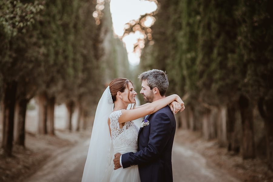 Matrimonio Val d'Orcia - cipressi Abbazia di Spineto